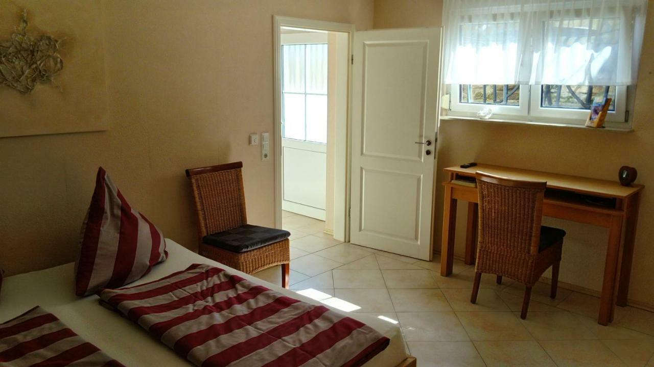 Villa In Seenahe Badesee Ehmetsklinge Zaberfeld Extérieur photo